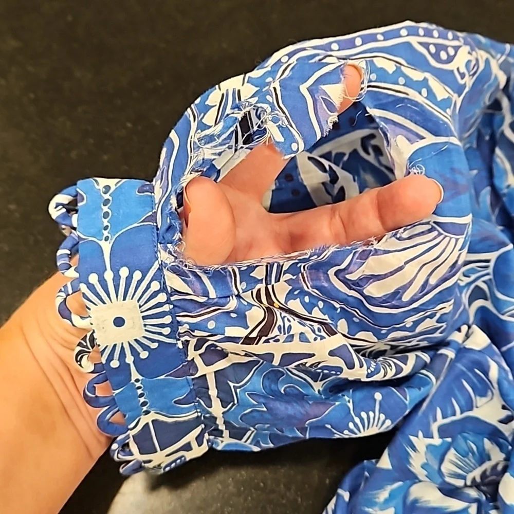 💕FARM RIO💕 Blue Tile Dream Short Sleeve Blouse ~ Floral Large L NWT *DAMAGED*